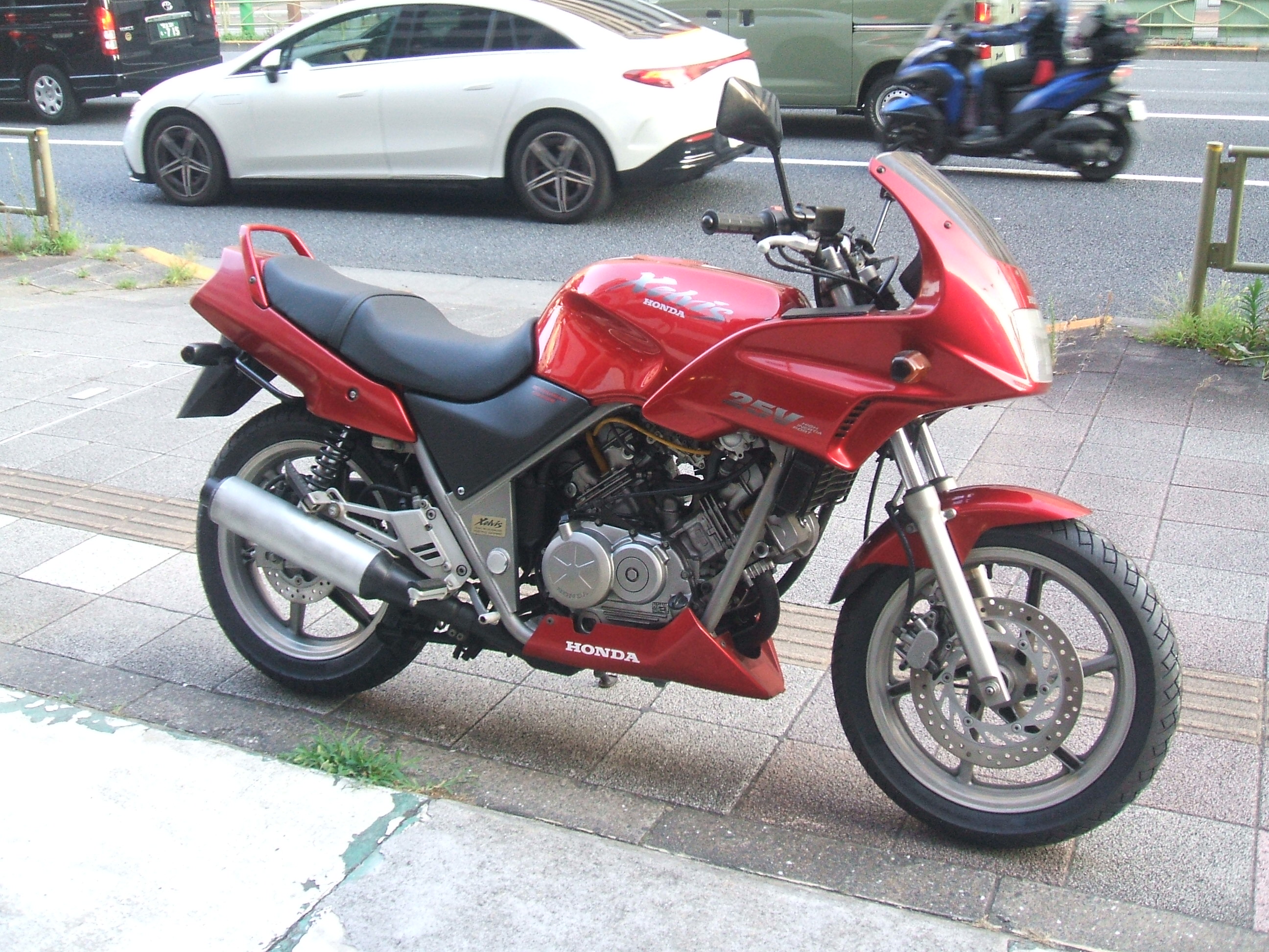 3411275.1.jpg