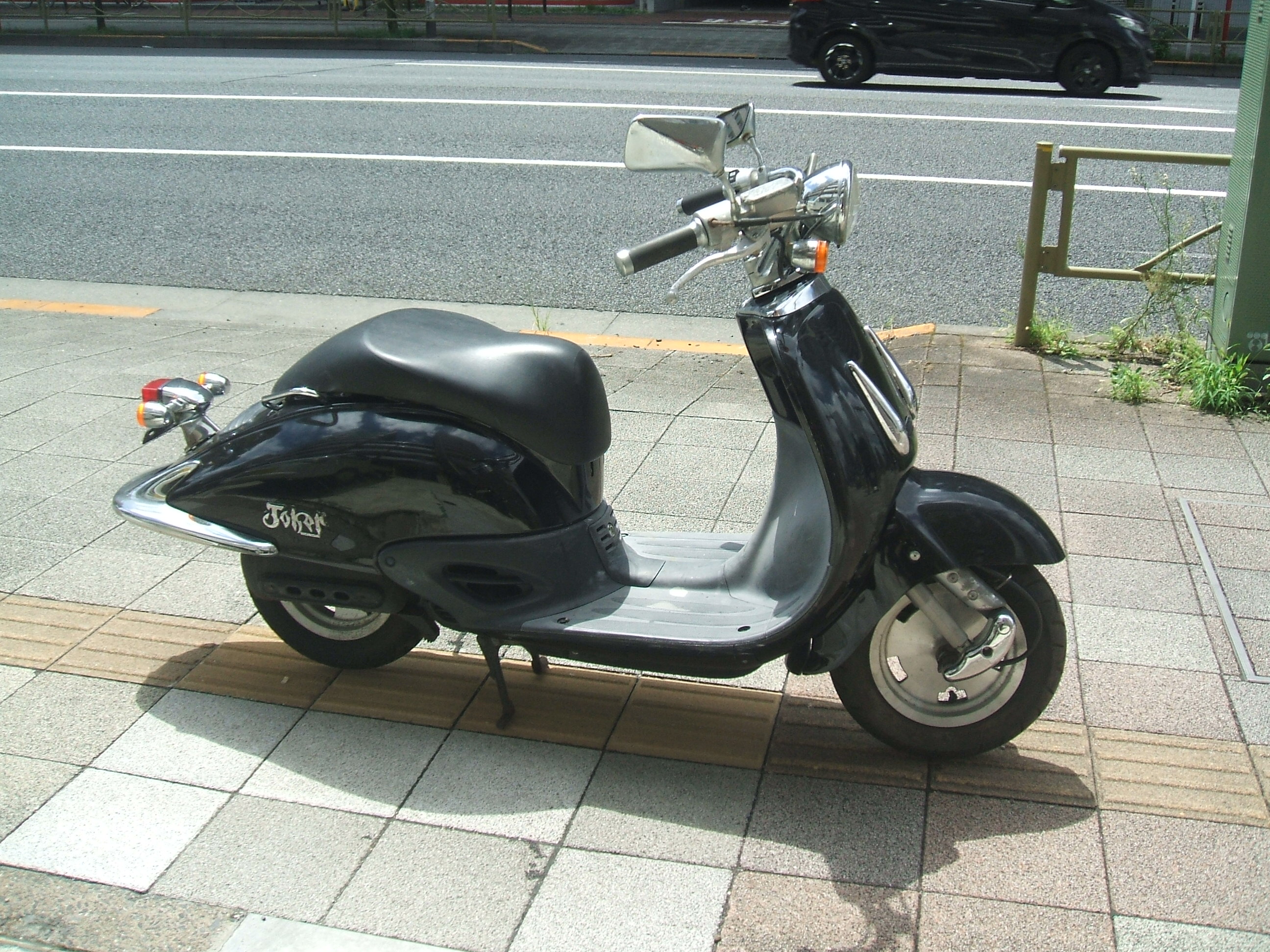 41501367.1.jpg