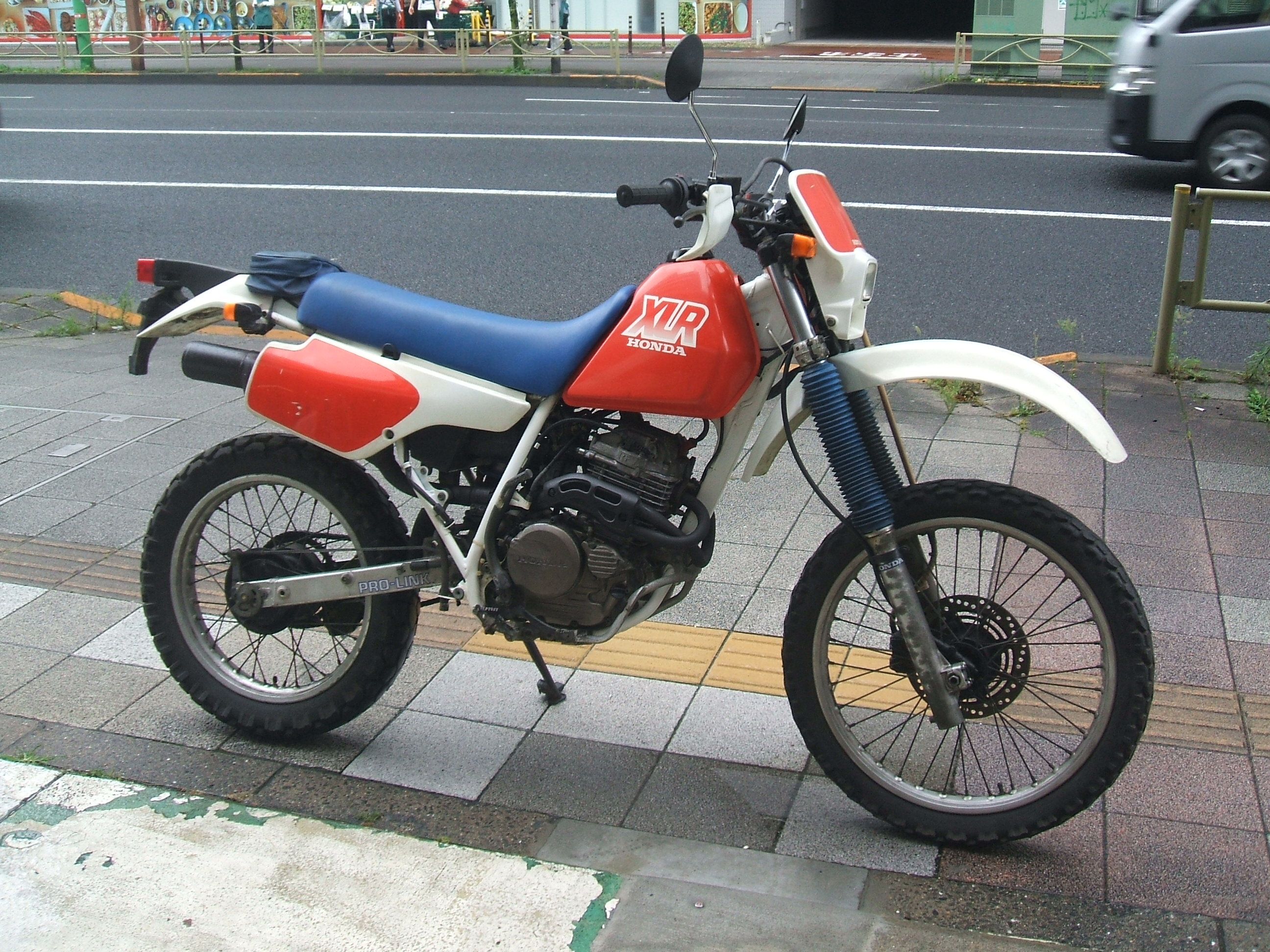 8311353.1.jpg